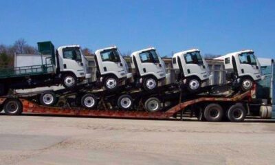 Top Benefits of Investing in a Stacker Trailer for Transporting Heavy Vehicles